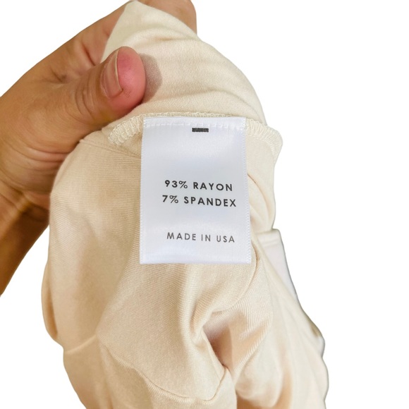 Nwt Lovers and friends Stacey Jumpsuit in Sand Dollar - Picture 9 of 11